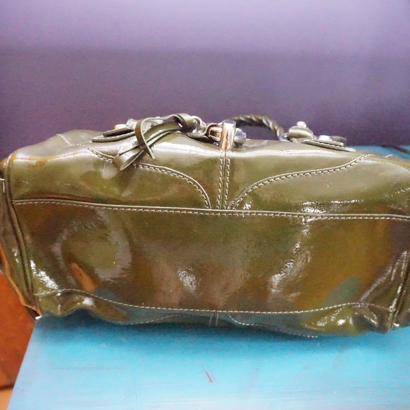 Francesco Biasia Olive Patent Leather Shoulder Bag - Picture 6 of 7